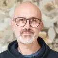 Streching Databases to the Cloud's portrait